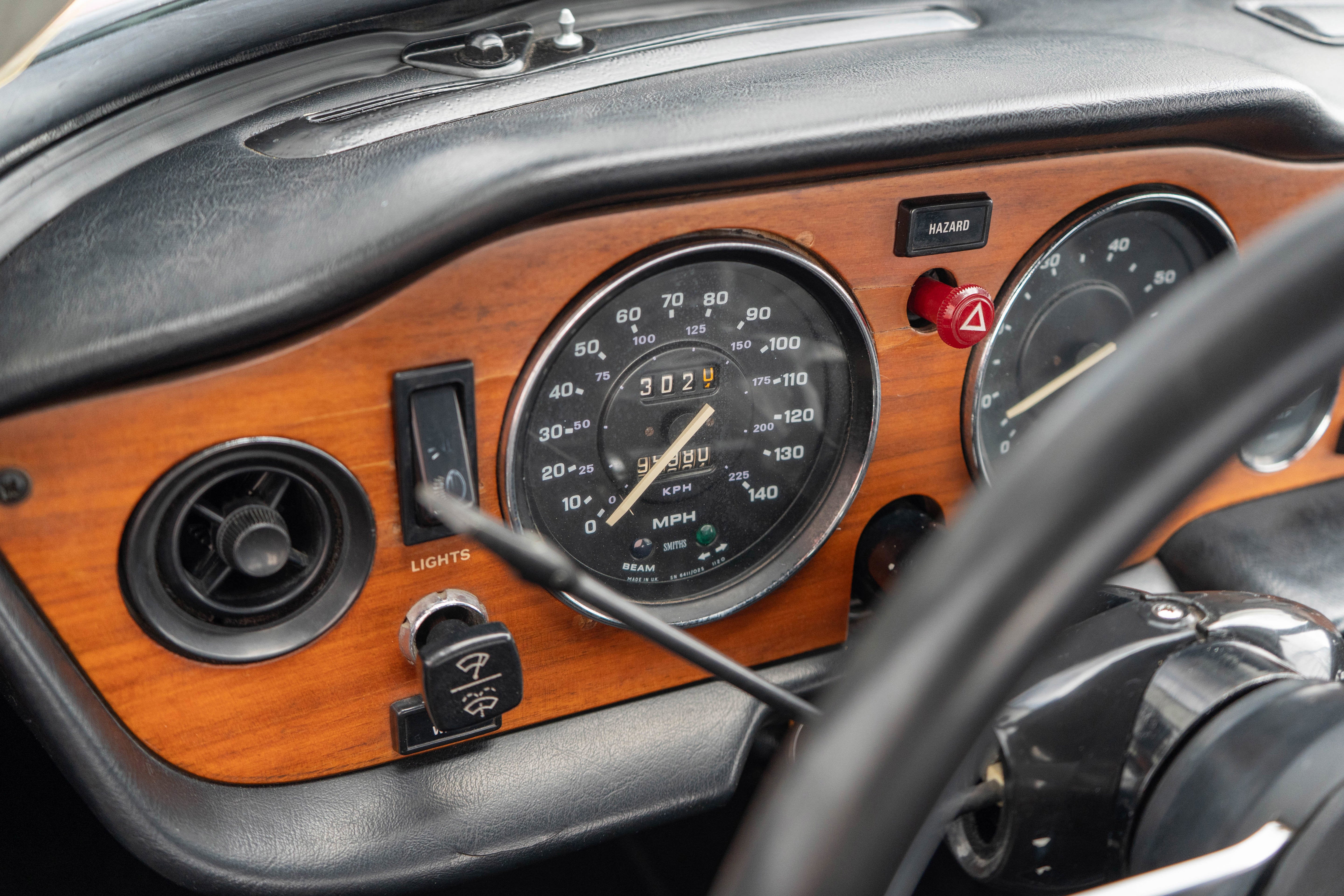 1973 Triumph TR6 Base