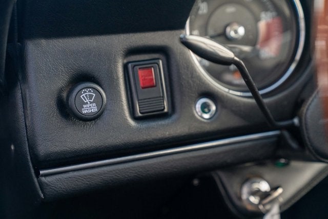 1973 Jensen Interceptor III Base