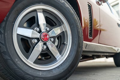 1973 Jensen Interceptor III Base