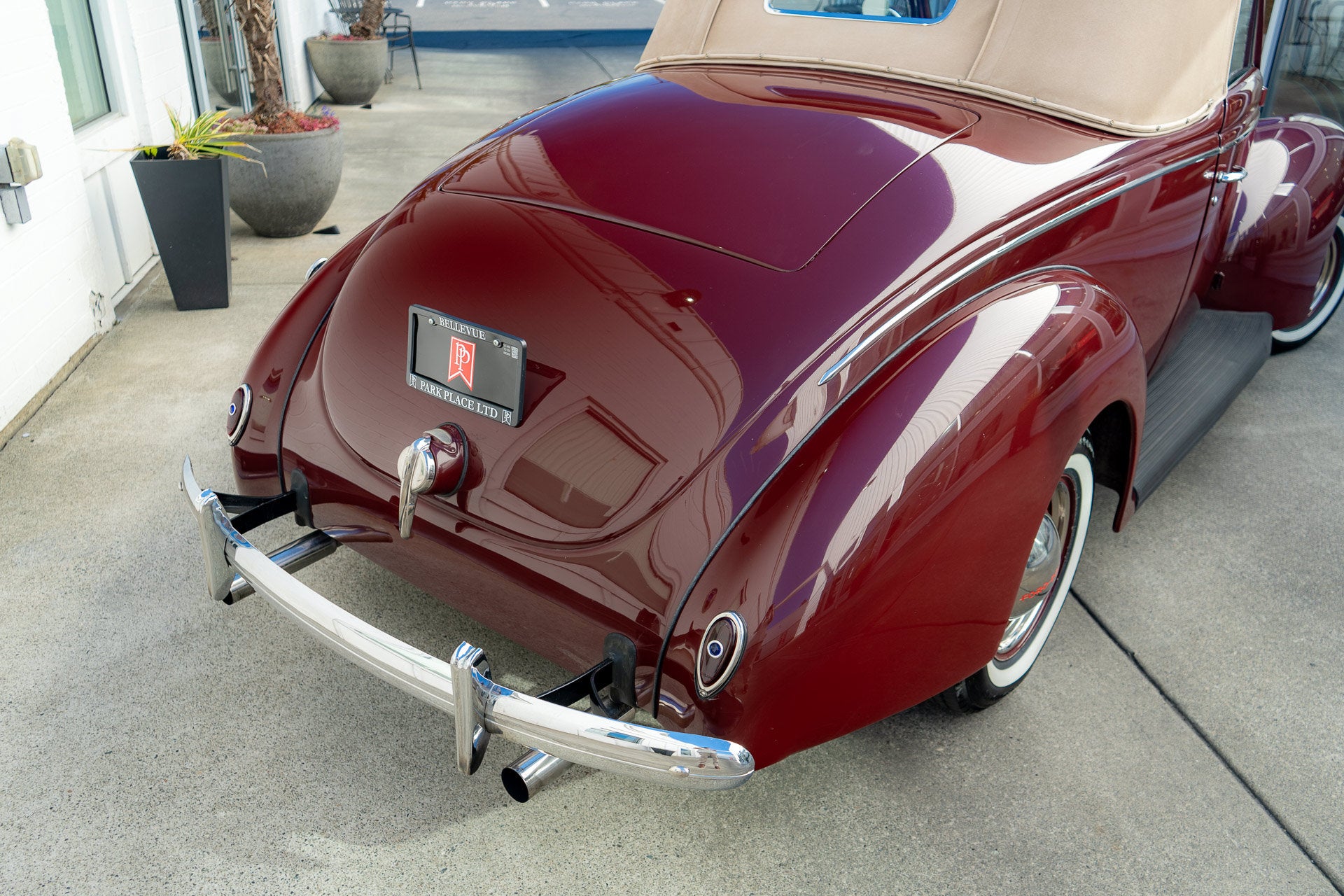 1939 Ford Deluxe Convertible