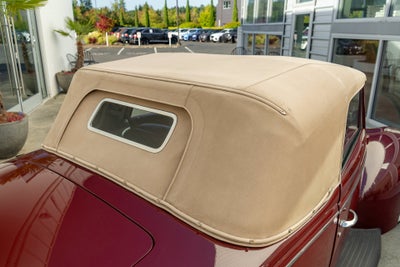 1939 Ford Deluxe Convertible