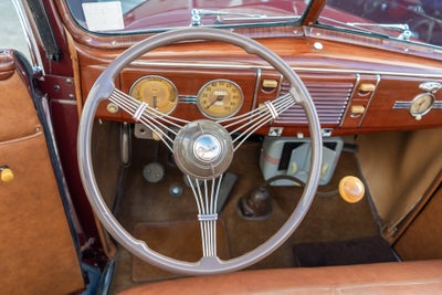 1939 Ford Deluxe Convertible