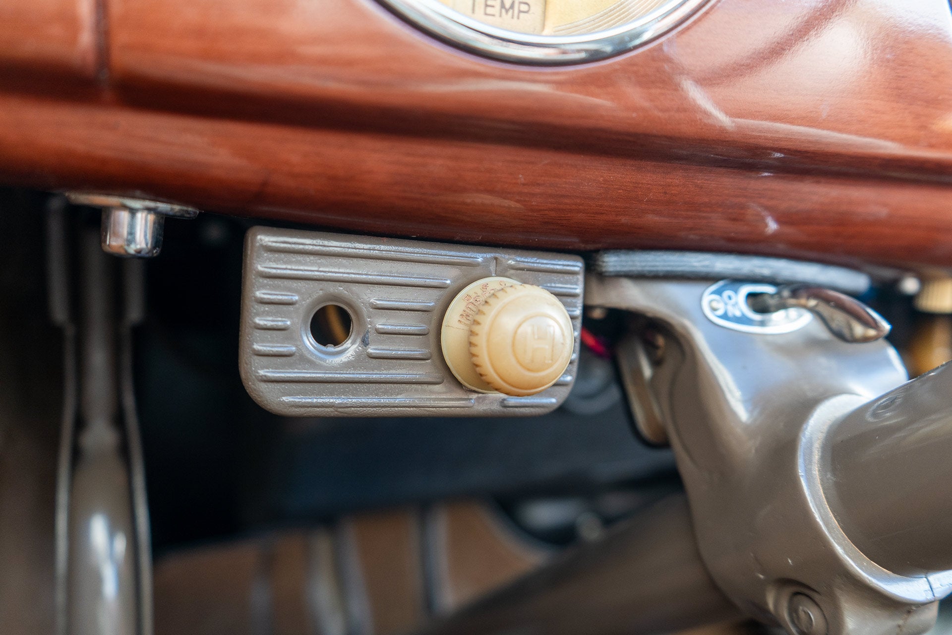 1939 Ford Deluxe Convertible