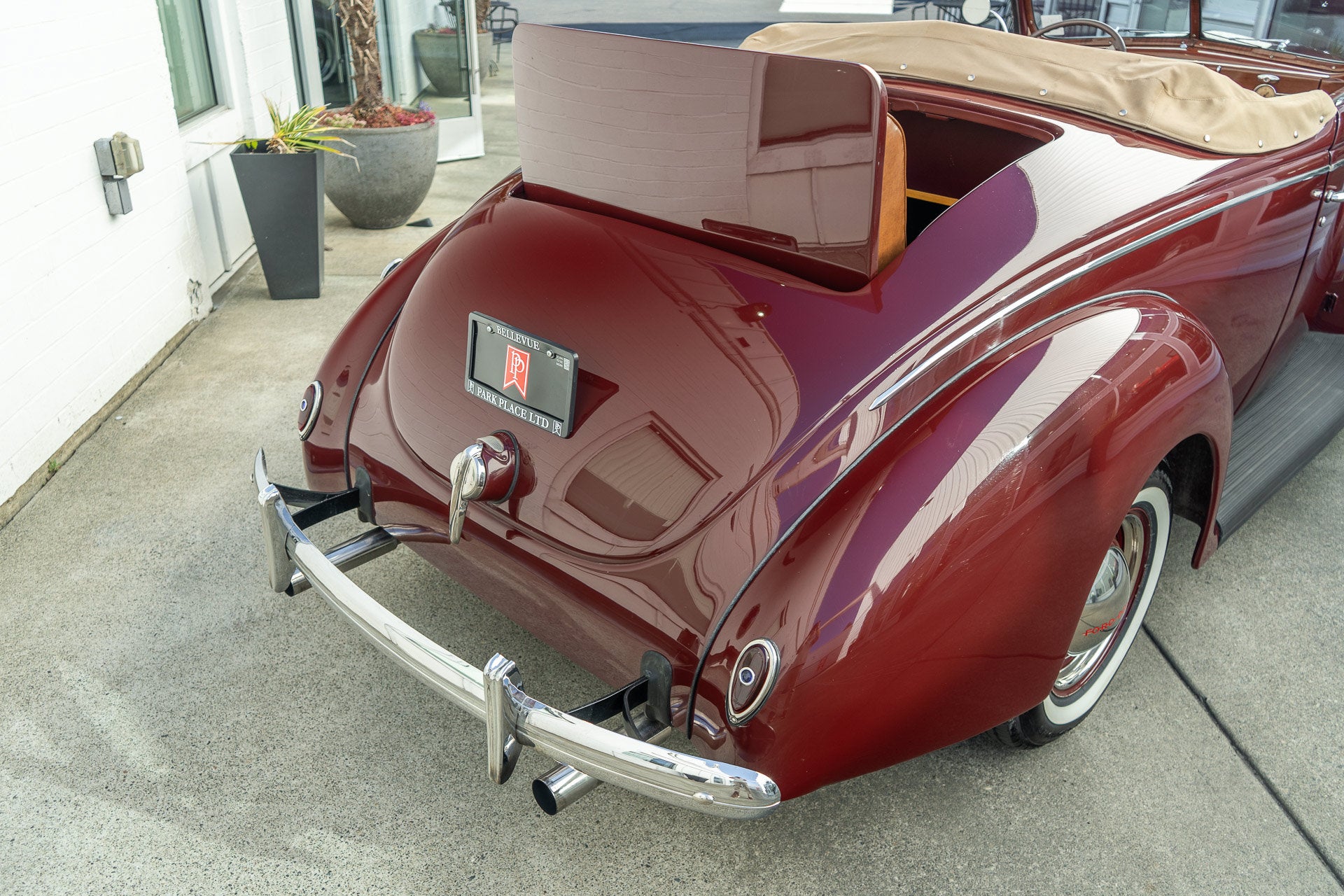 1939 Ford Deluxe Convertible