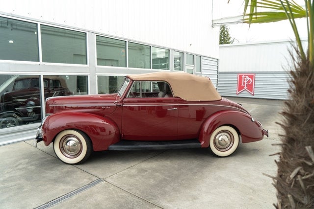 1940 Ford Deluxe Convertible