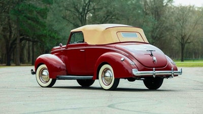 1940 Ford Deluxe Convertible