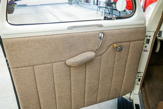 1940 Chrysler Windsor Coupe