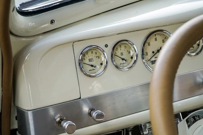 1940 Chrysler Windsor Coupe