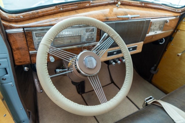 1940 Oldsmobile Woody Wagon Base