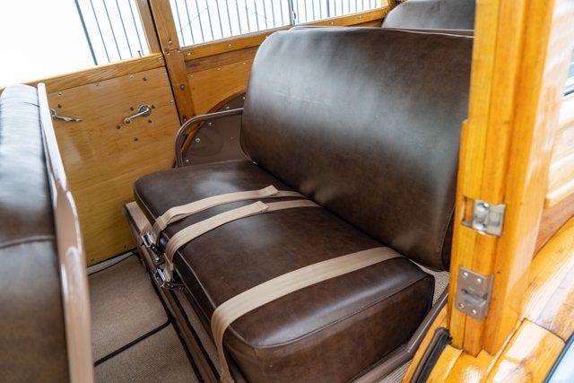 1940 Oldsmobile Woody Wagon Base