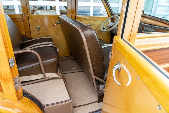1940 Oldsmobile Woody Wagon Base