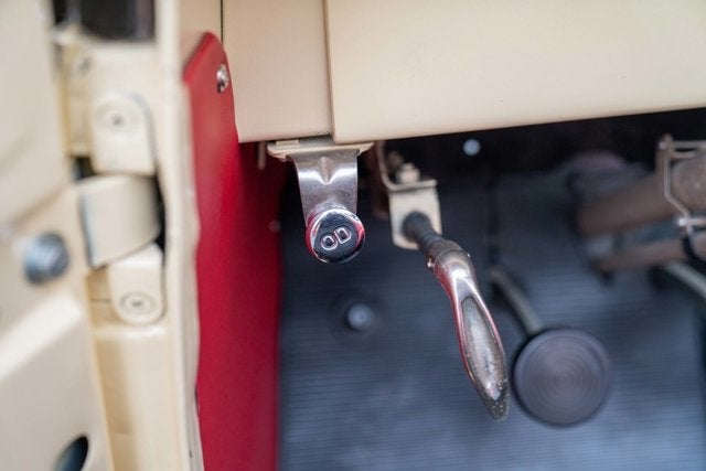 1949 Willys-Overland Jeepster Base