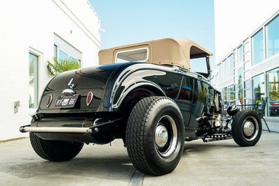 1932 Ford Roadster Base