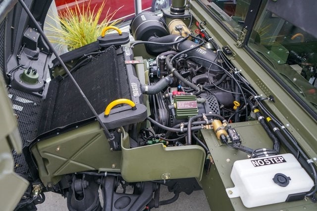 1995 AM General Humvee M998