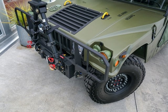 1995 AM General Humvee M998