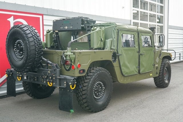 1995 AM General Humvee M998