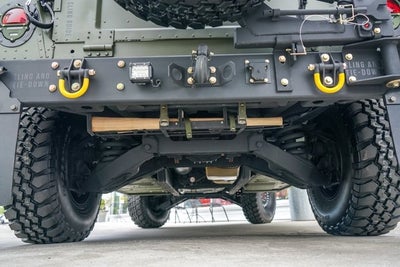 1995 AM General Humvee M998