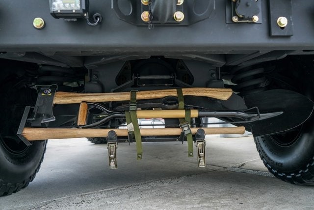 1995 AM General Humvee M998