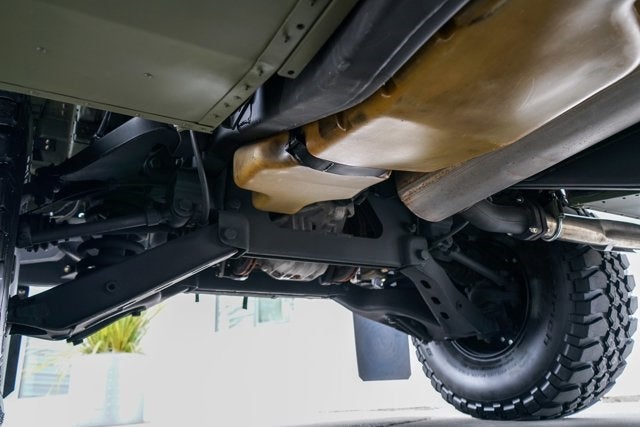 1995 AM General Humvee M998