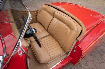 1952 Jaguar XK120 Base