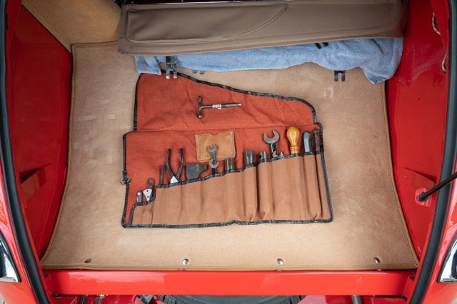 1952 Jaguar XK120 Base