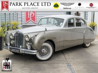 1954 Jaguar MKVII Saloon