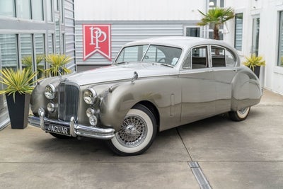 1954 Jaguar MKVII Saloon