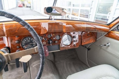 1954 Jaguar MKVII Saloon