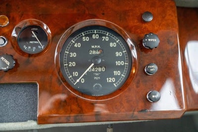 1954 Jaguar MKVII Saloon