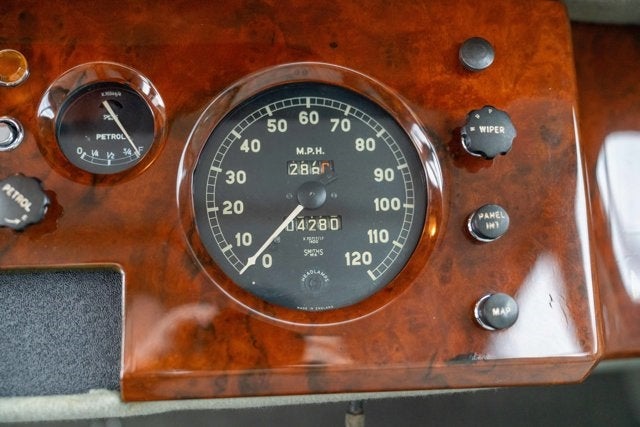 1954 Jaguar MKVII Saloon