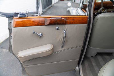 1954 Jaguar MKVII Saloon