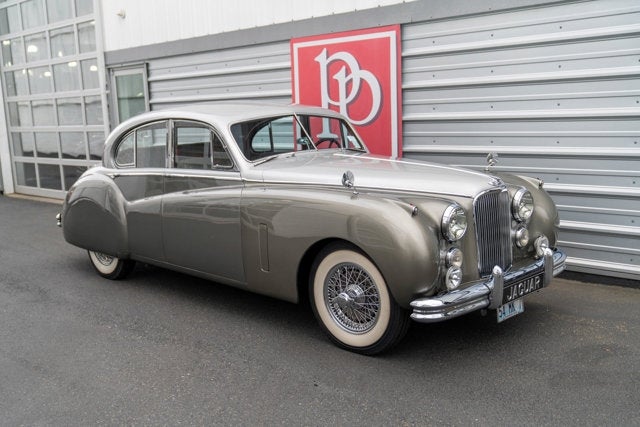 1954 Jaguar MKVII Saloon
