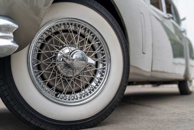 1954 Jaguar MKVII Saloon