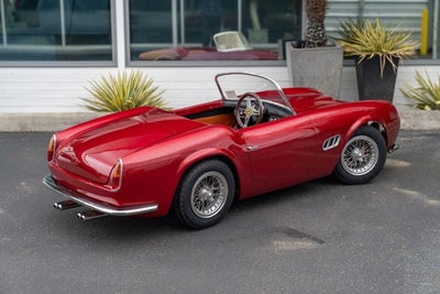 2022 Junior Car 250GT California Spyder