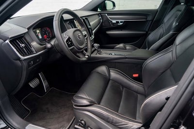 2020 Volvo V90 R-Design