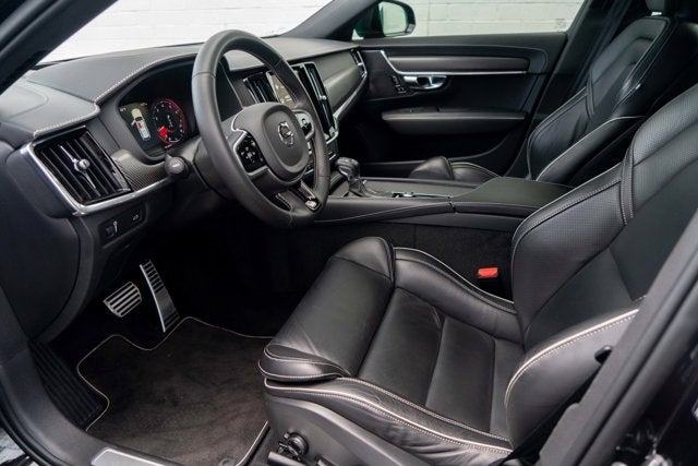 2020 Volvo V90 R-Design