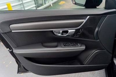 2020 Volvo V90 R-Design