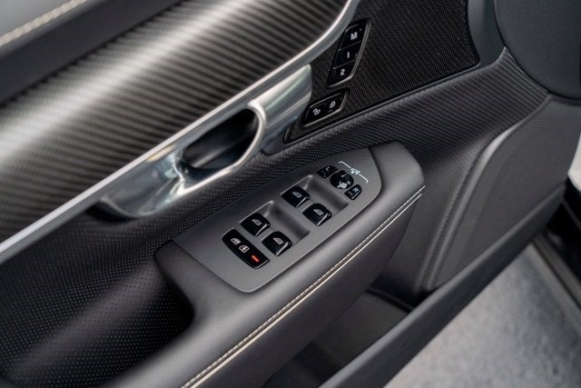 2020 Volvo V90 R-Design