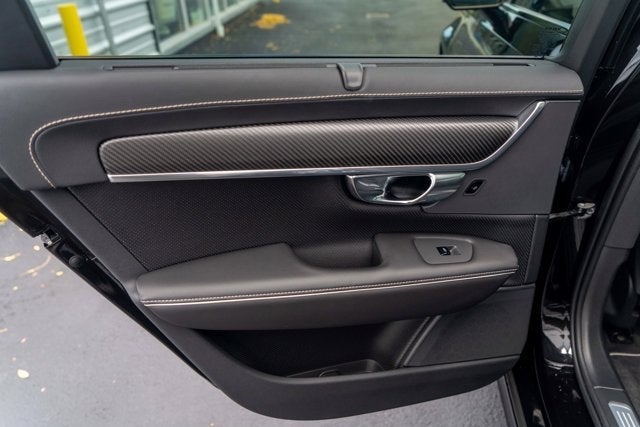 2020 Volvo V90 R-Design