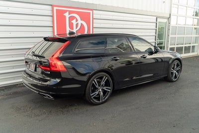 2020 Volvo V90 R-Design