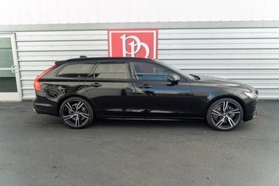 2020 Volvo V90 R-Design