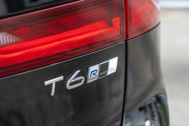 2020 Volvo V90 R-Design