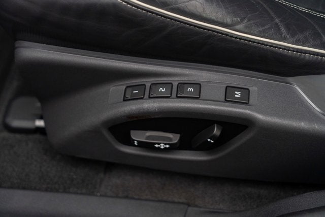 2015 Volvo XC60 T6 R-Design Platinum