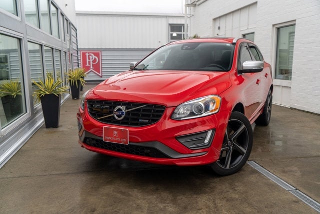 2015 Volvo XC60 T6 R-Design Platinum