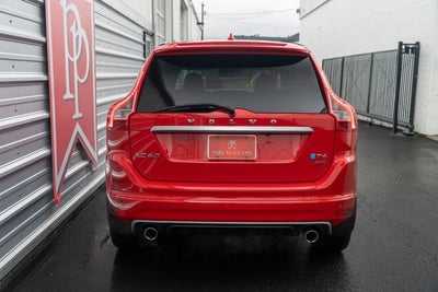 2015 Volvo XC60 T6 R-Design Platinum