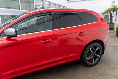 2015 Volvo XC60 T6 R-Design Platinum