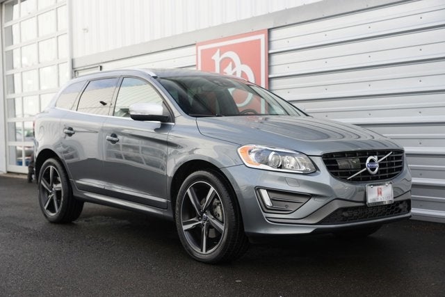 2016 Volvo XC60 T6 R-Design Platinum