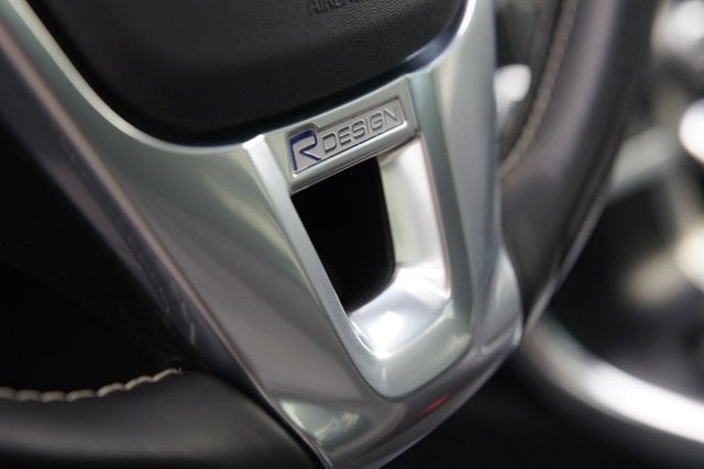 2016 Volvo XC60 T6 R-Design Platinum