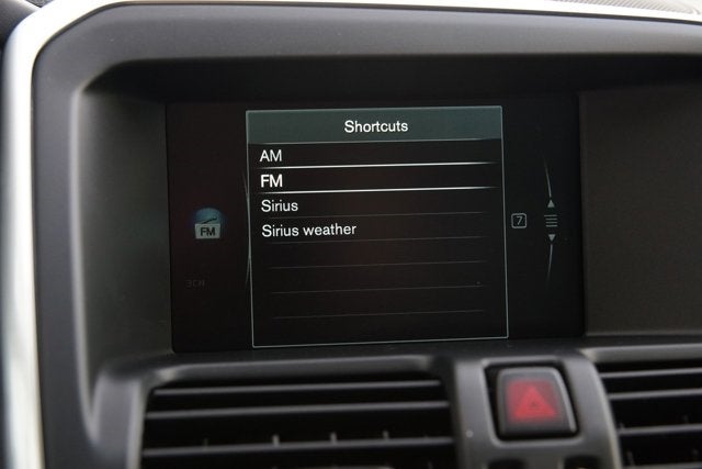 2016 Volvo XC60 T6 R-Design Platinum