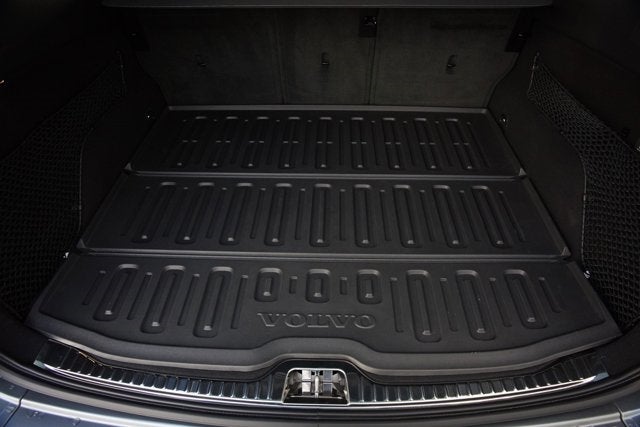 2016 Volvo XC60 T6 R-Design Platinum